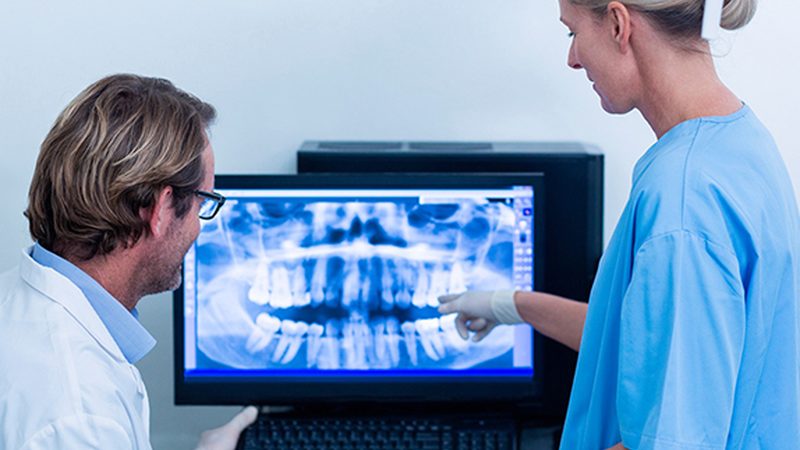 Dental X-rays at Clínica Goleta, Playa de San Juan